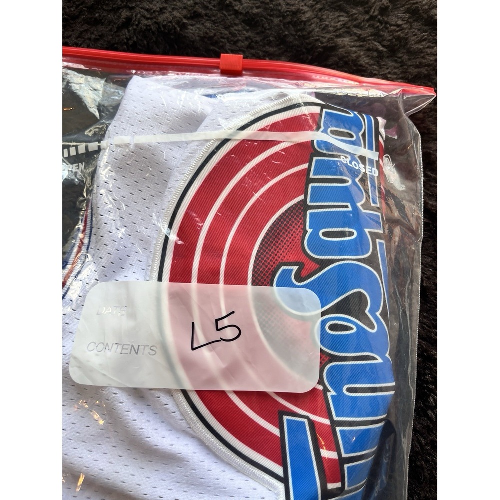 Looney Tunes White Tune Squad Bugs Bunny #1 Basketball Jersey Small Space Jam - Picture 7 of 7